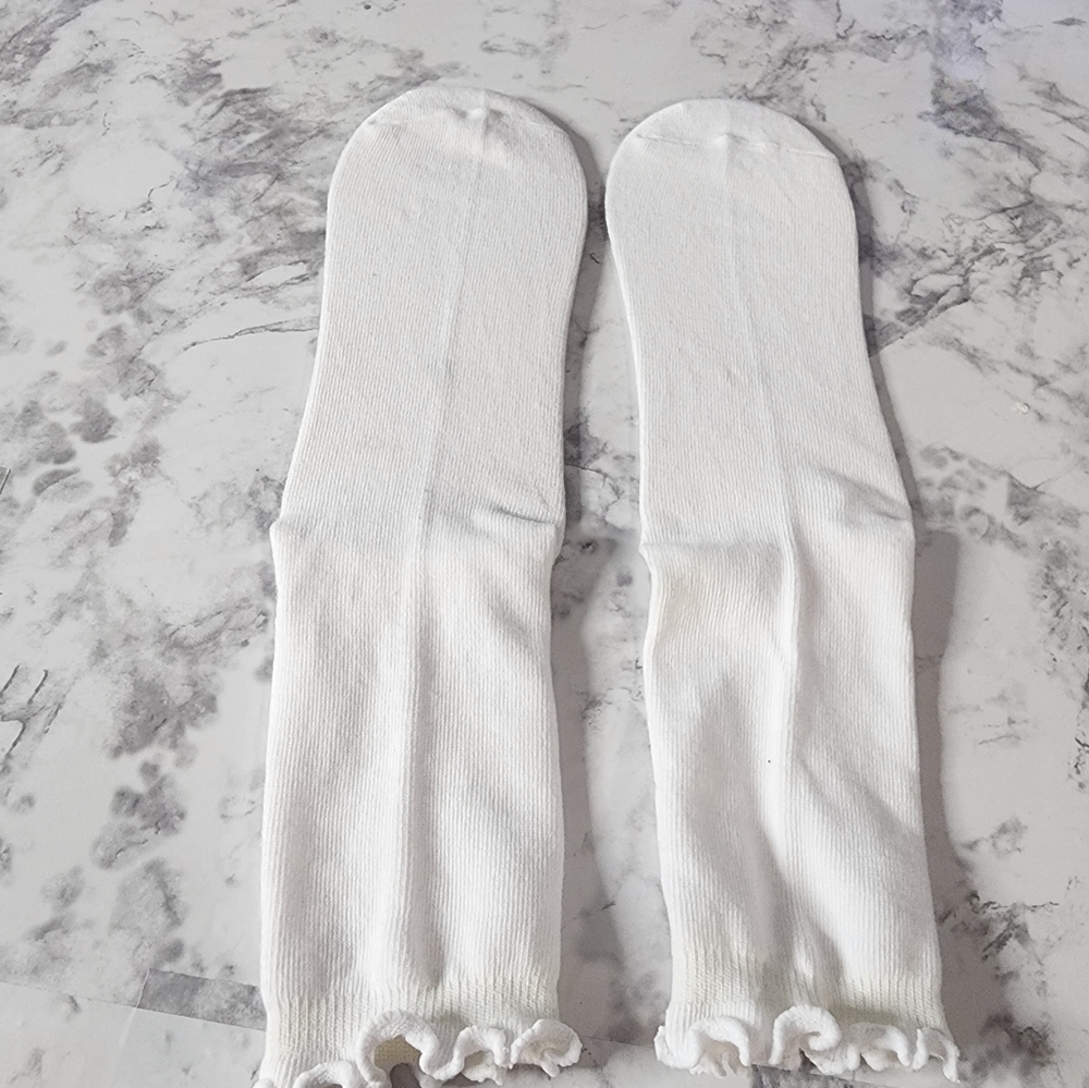 1 Pair of sock - Picture 5 of 5